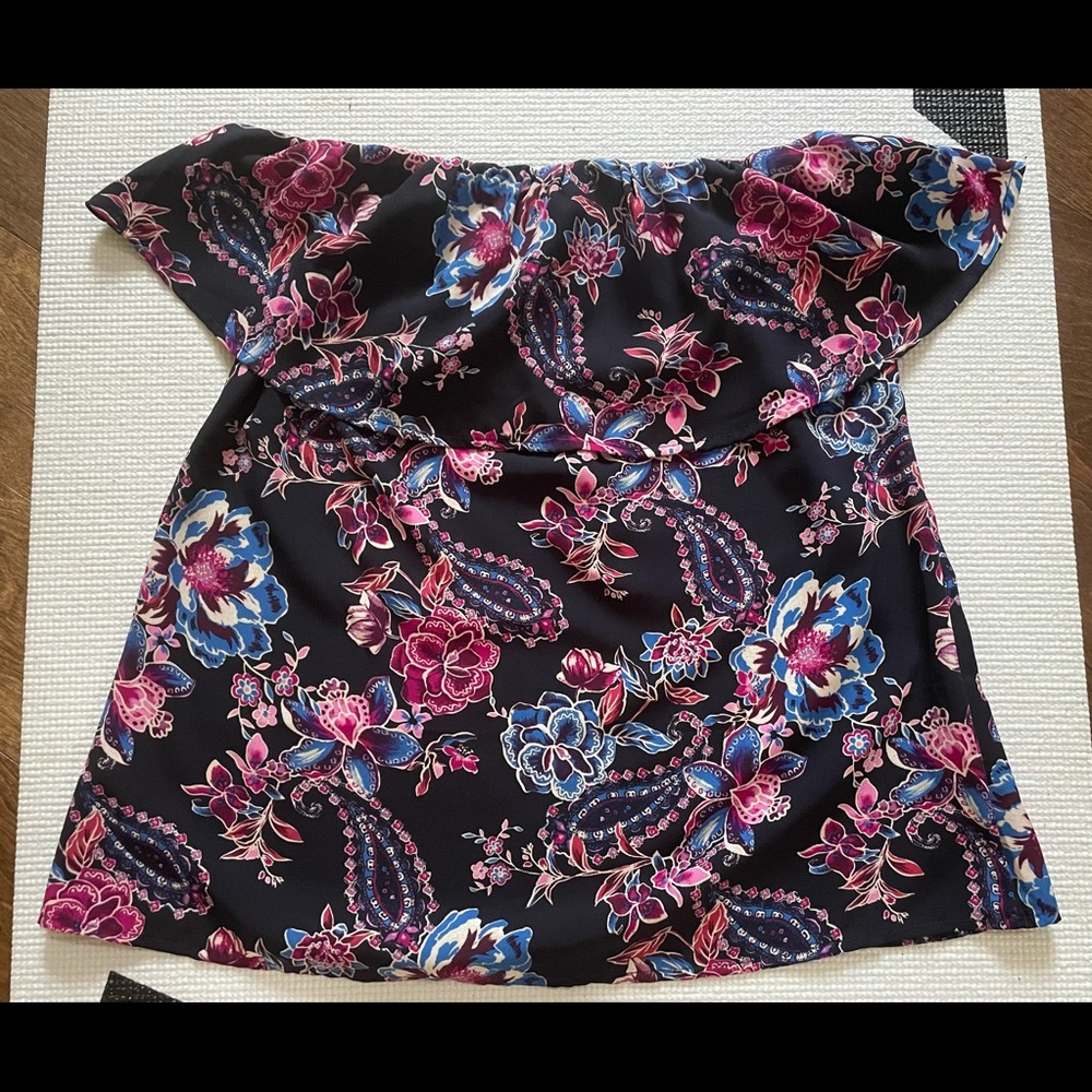 Vici Collection strapless top